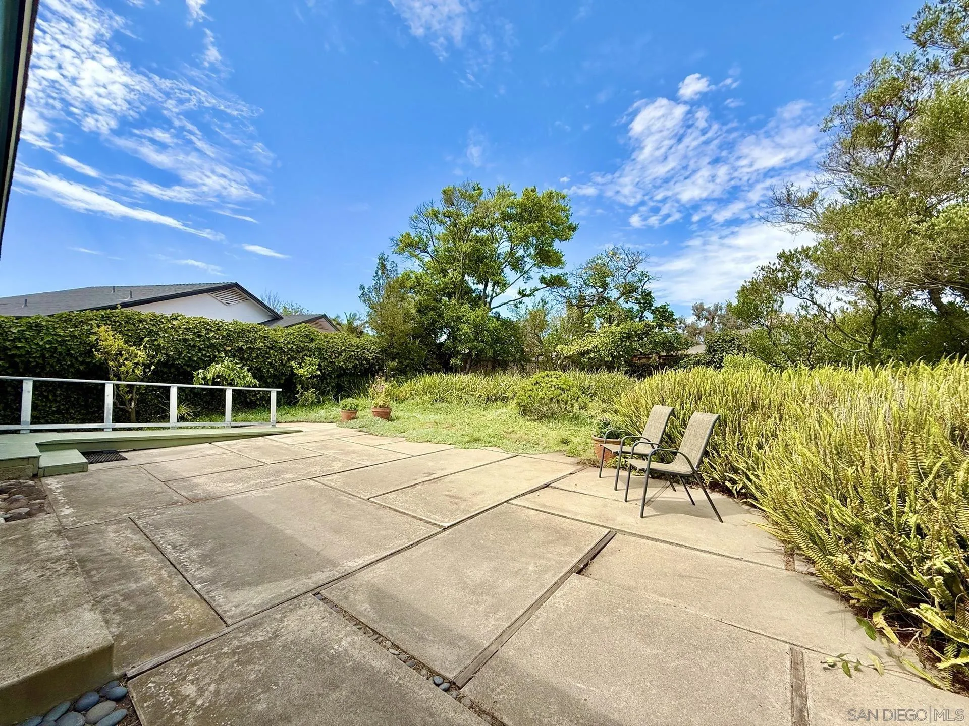 https://cdn.realtyfeed.com/cdn/127/260020895/3e25e593845015adedcc6a4e1e623446.webp
