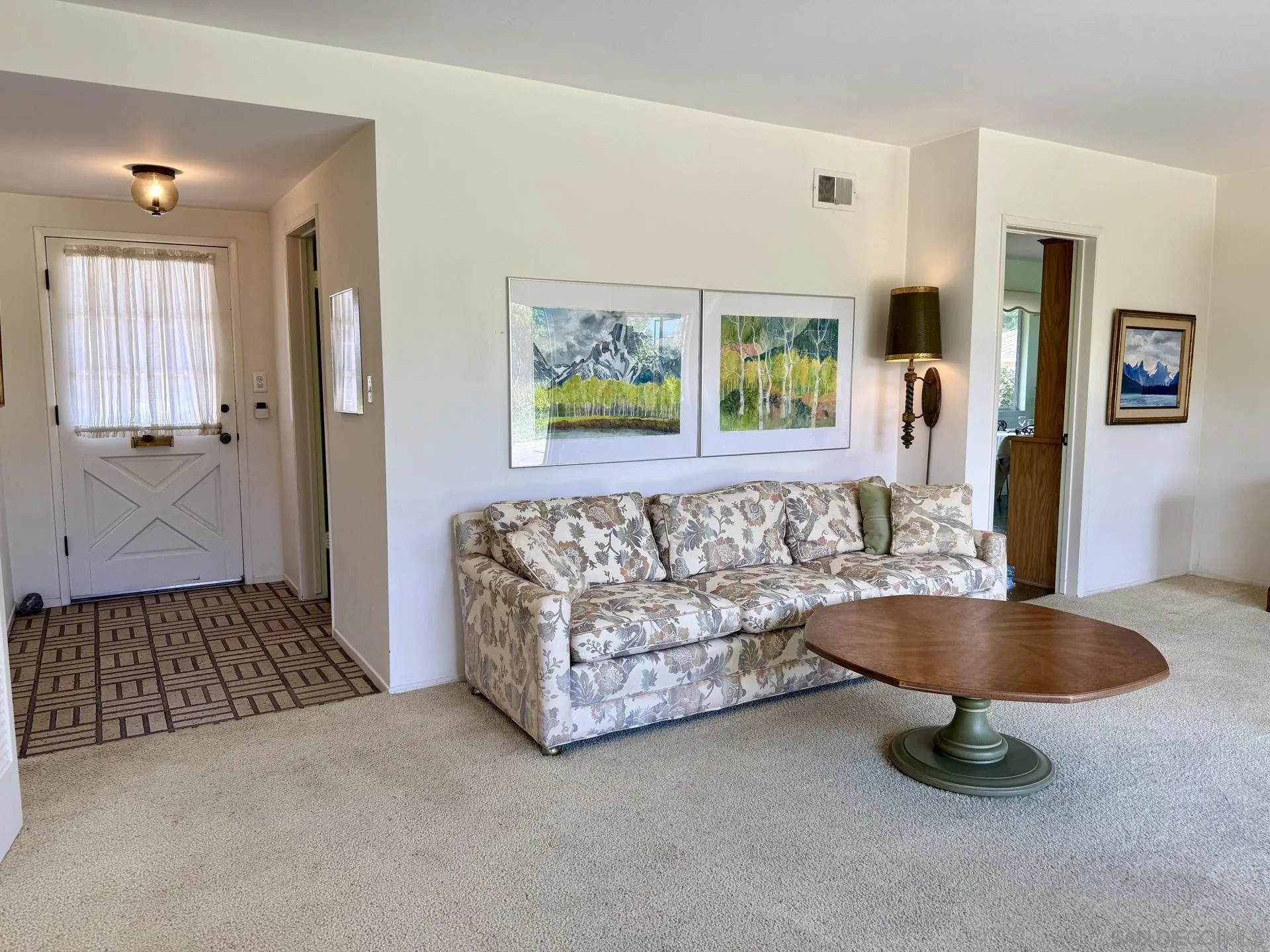 https://cdn.realtyfeed.com/cdn/127/260020895/6c8d7f9d75f9dbfc305b7419e5566e07.webp