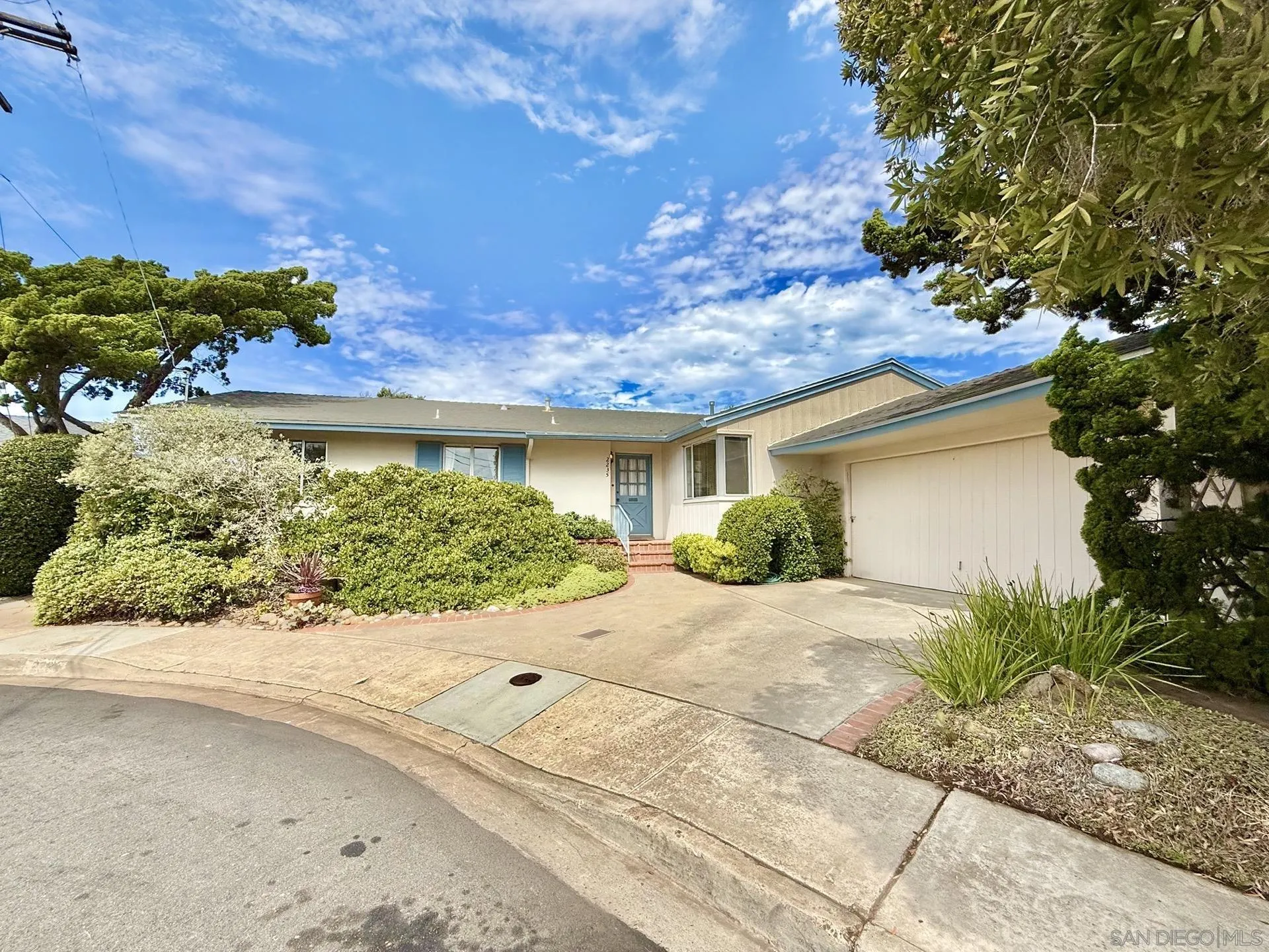 2235 Milton Court, San Diego, CA 92110 - Photo 4 of 73, San Diego, CA
