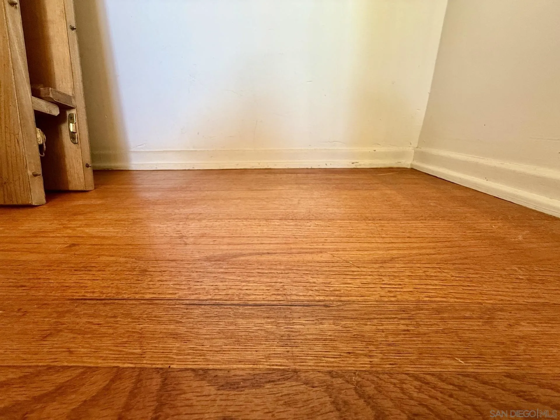 https://cdn.realtyfeed.com/cdn/127/260020895/91f0b7ebade3cce5d1152d8614a96749.webp