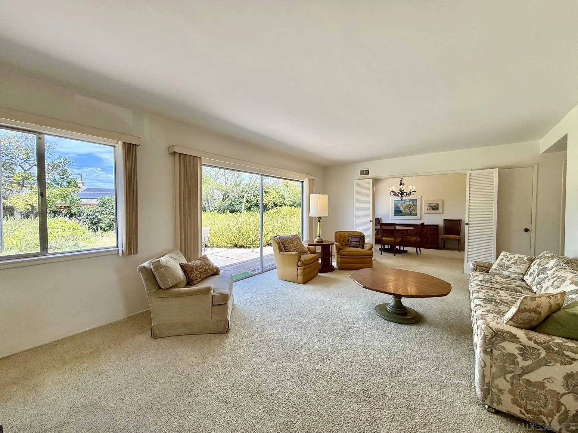 https://cdn.realtyfeed.com/cdn/127/260020895/ab864a019b22cef88c38133641f1d44f.webp