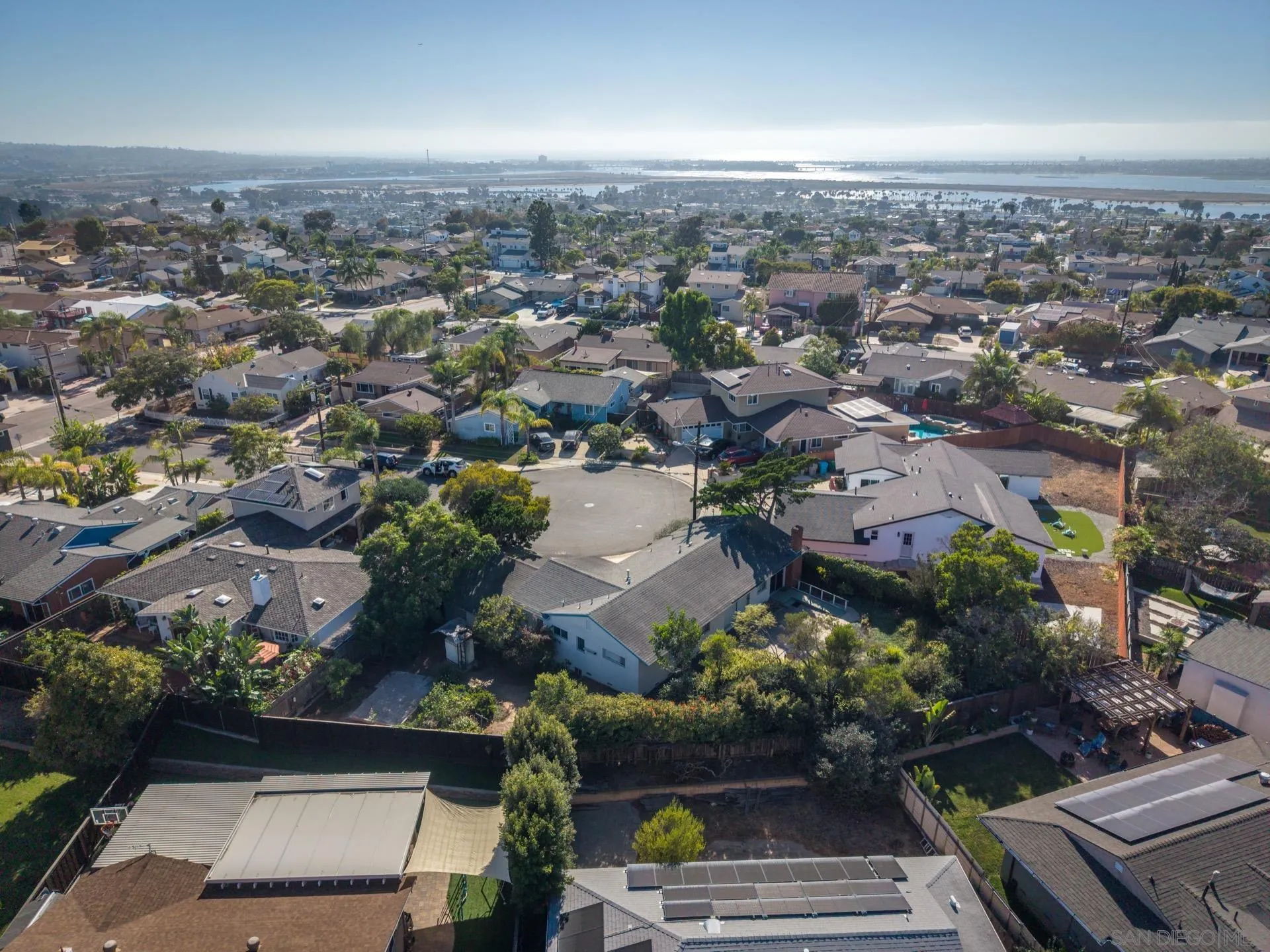 https://cdn.realtyfeed.com/cdn/127/260020895/b018a6ae53cf7547b090318fceba5ba7.webp
