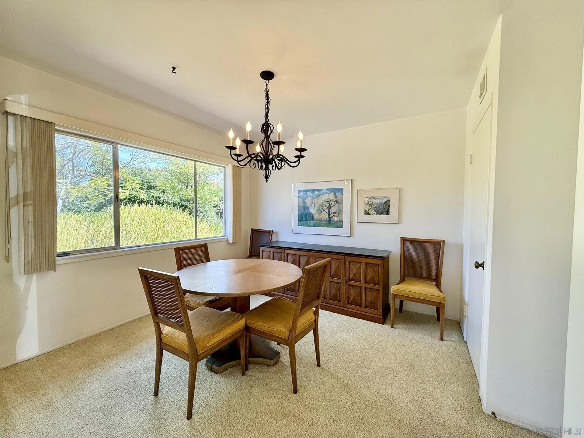 https://cdn.realtyfeed.com/cdn/127/260020895/bef324f93941f1fa42ee79678bdbb3de.webp