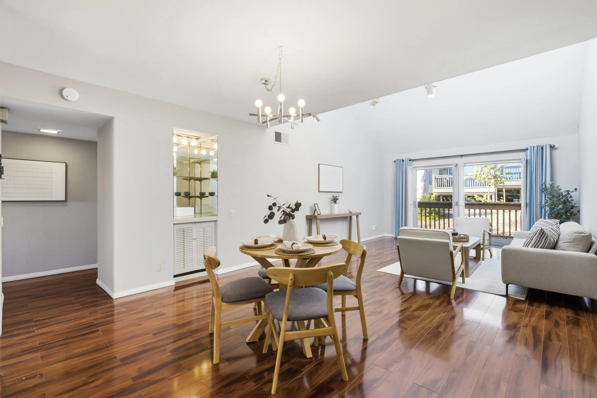 https://cdn.realtyfeed.com/cdn/127/260020897/d54e84ad0c47629923dff9761c63a7fe.webp