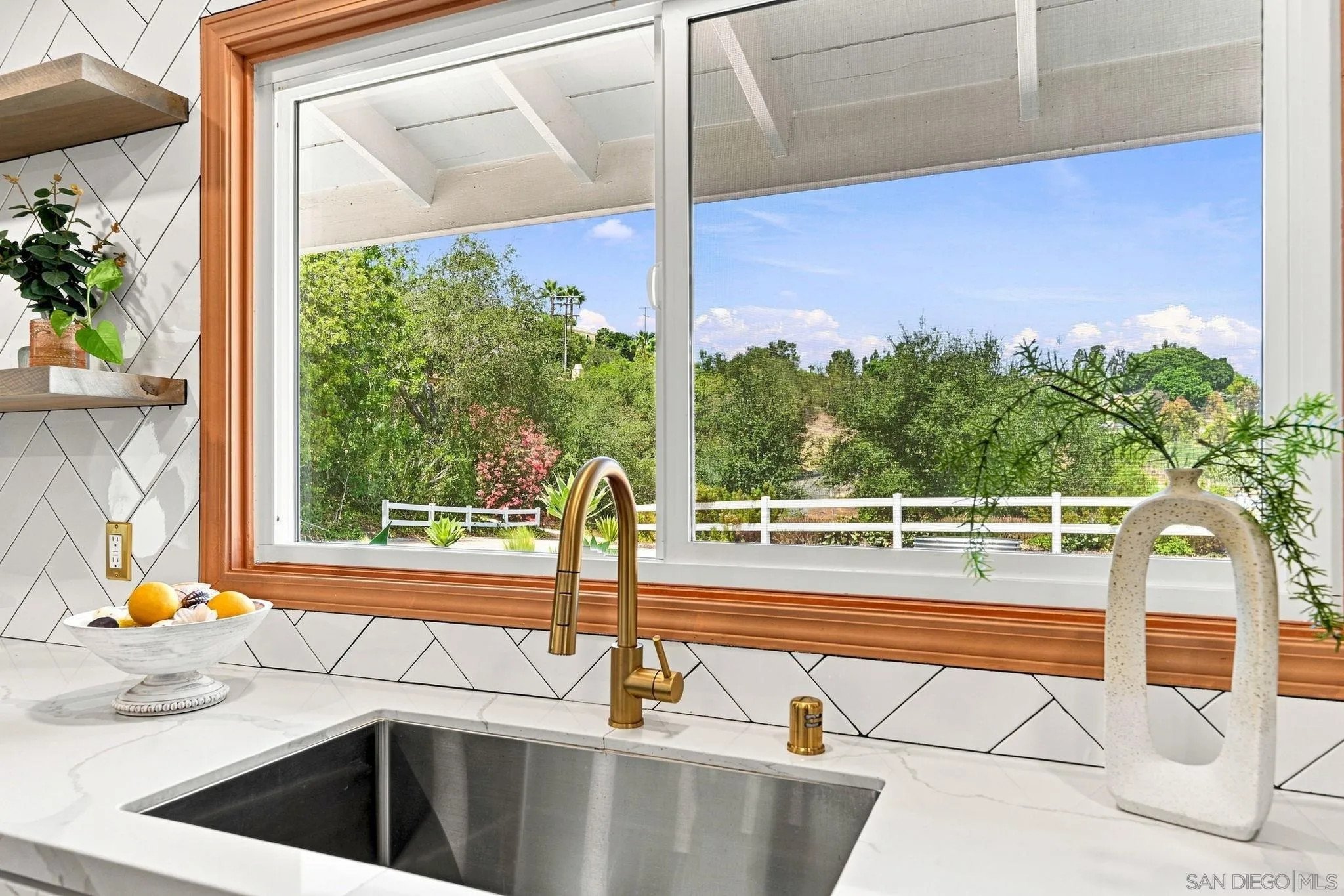 https://cdn.realtyfeed.com/cdn/127/260020898/1ec43f48fa6d5d9323b2f42df7ae26e8.webp