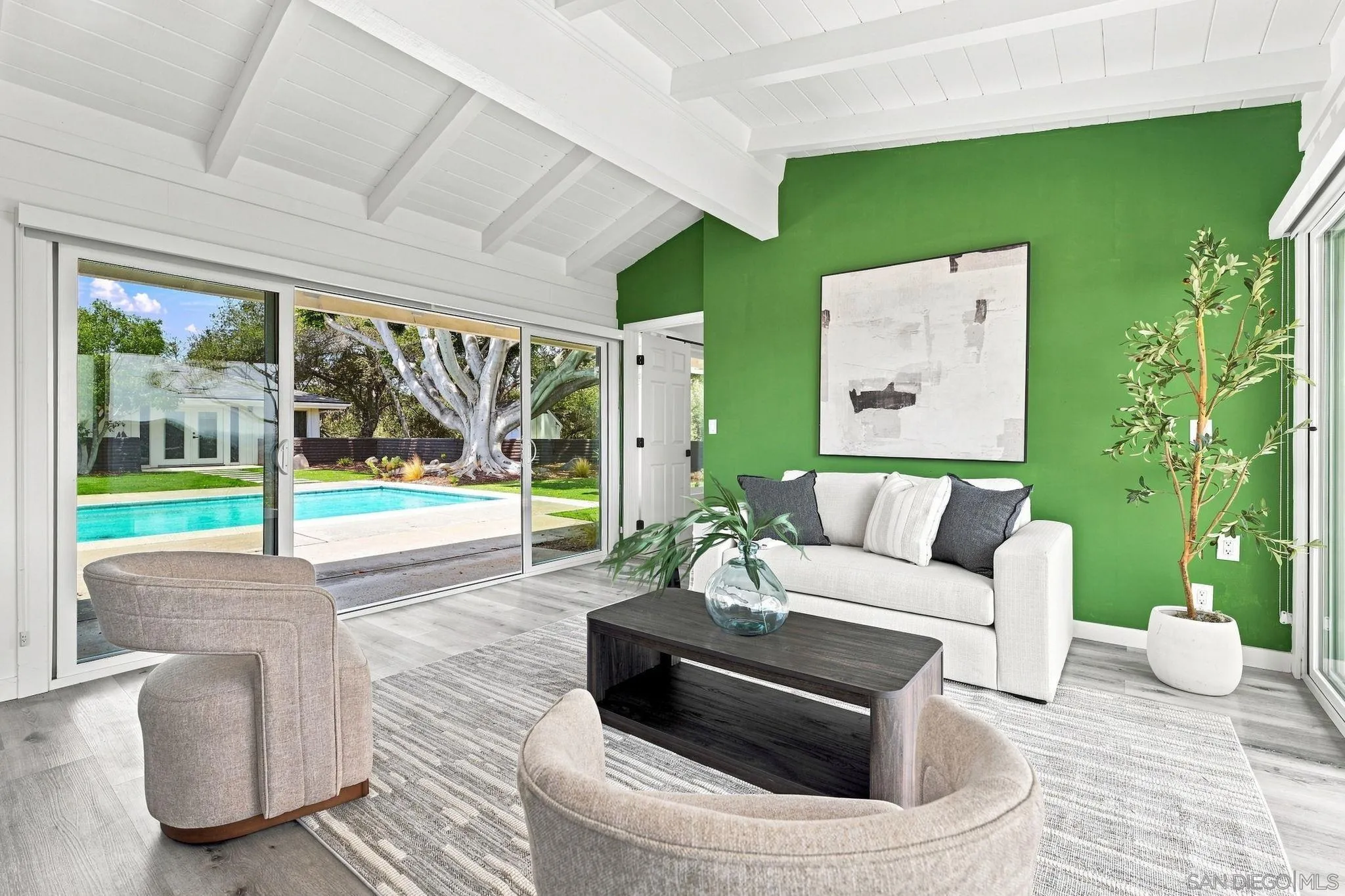 https://cdn.realtyfeed.com/cdn/127/260020898/47aa3c255be4d1aec8eb392d13acbf85.webp