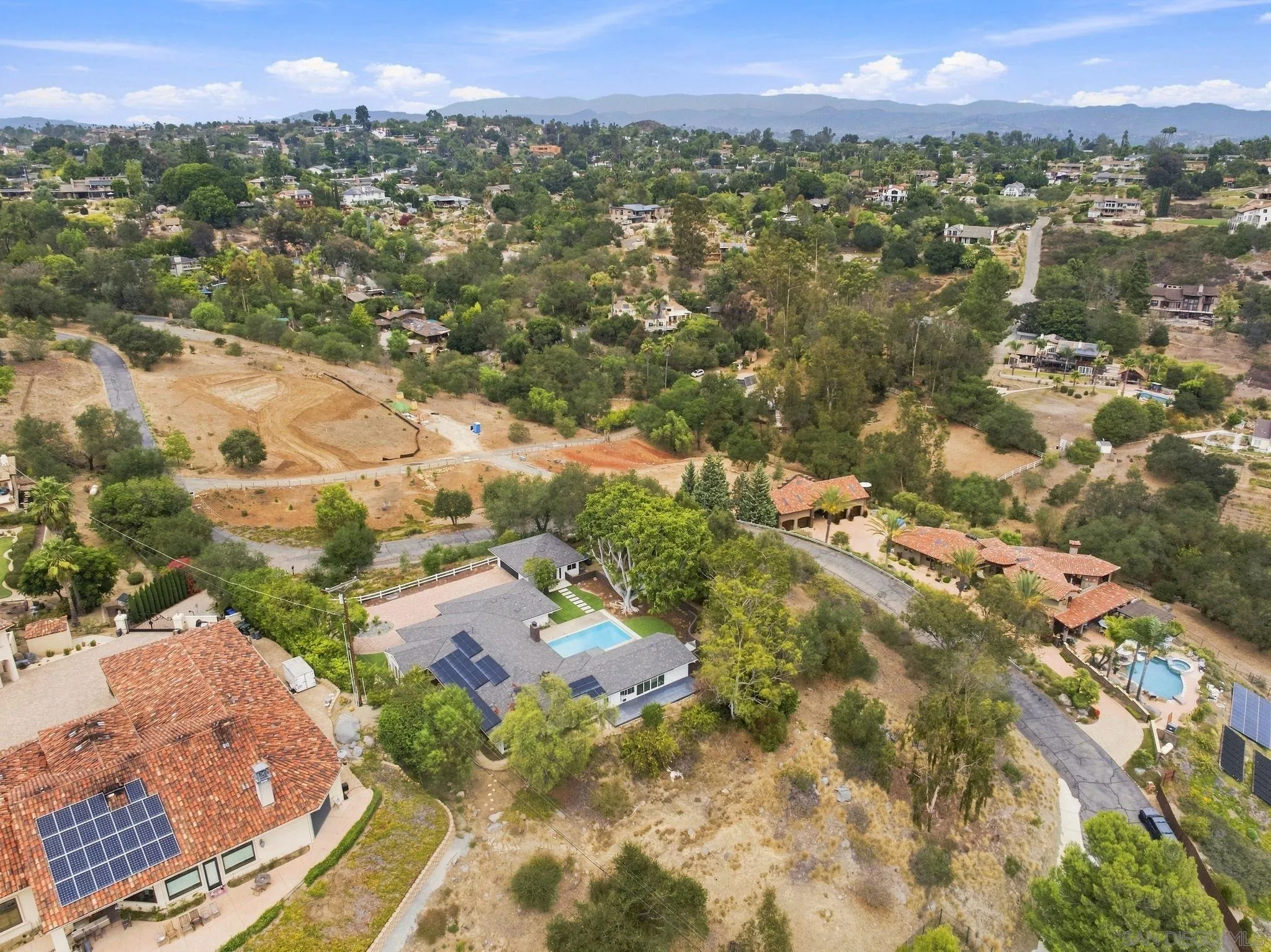 https://cdn.realtyfeed.com/cdn/127/260020898/4e5a8716391e5fb2d52f5f8e274b6885.webp