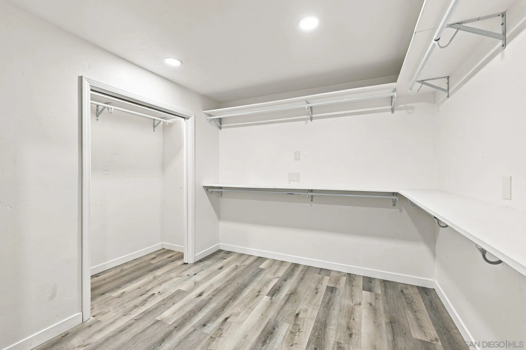 https://cdn.realtyfeed.com/cdn/127/260020898/8593b17e9e53e065823675b24be263b6.webp