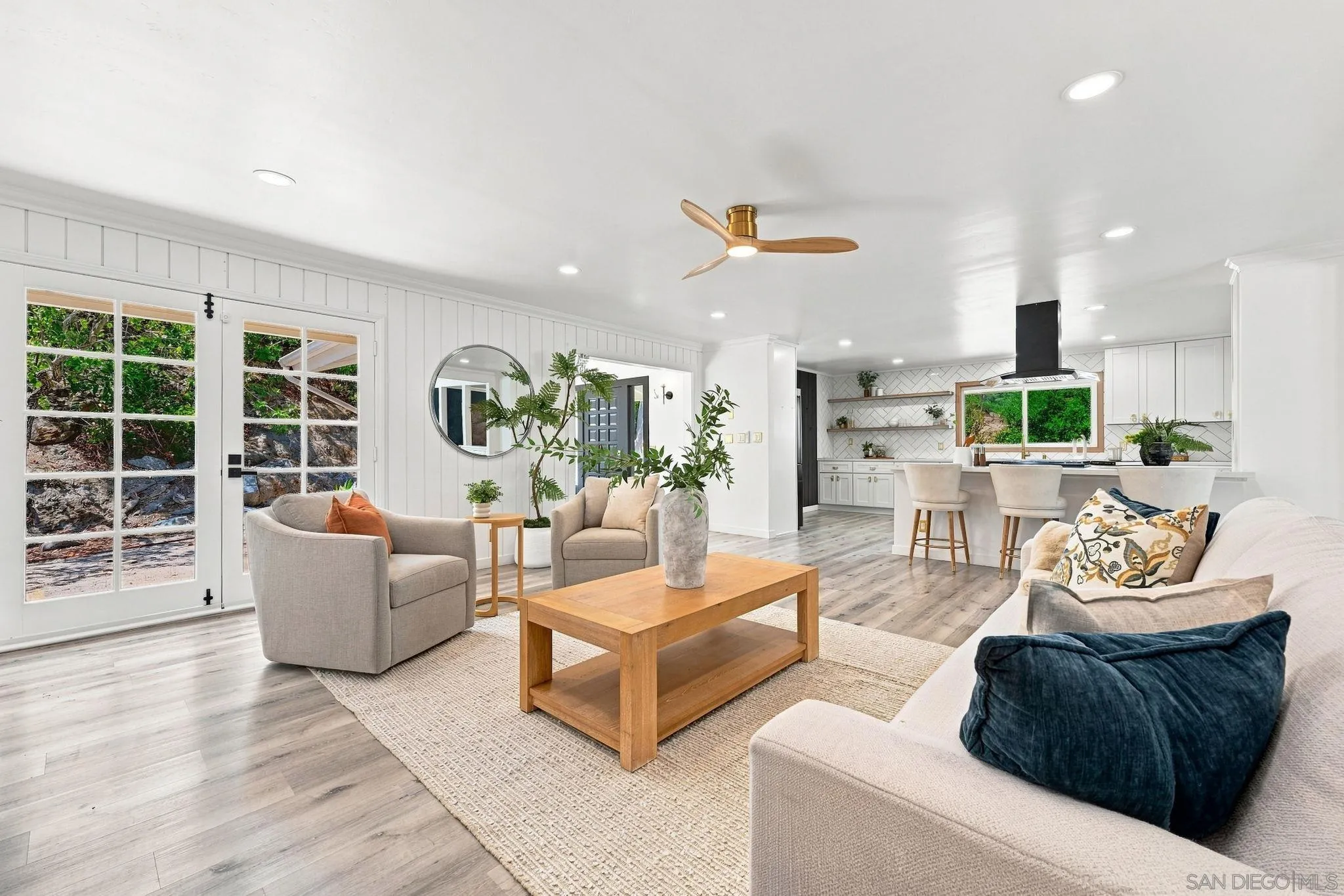 https://cdn.realtyfeed.com/cdn/127/260020898/a56f13a1f24af34b169ed42e347b3ca7.webp