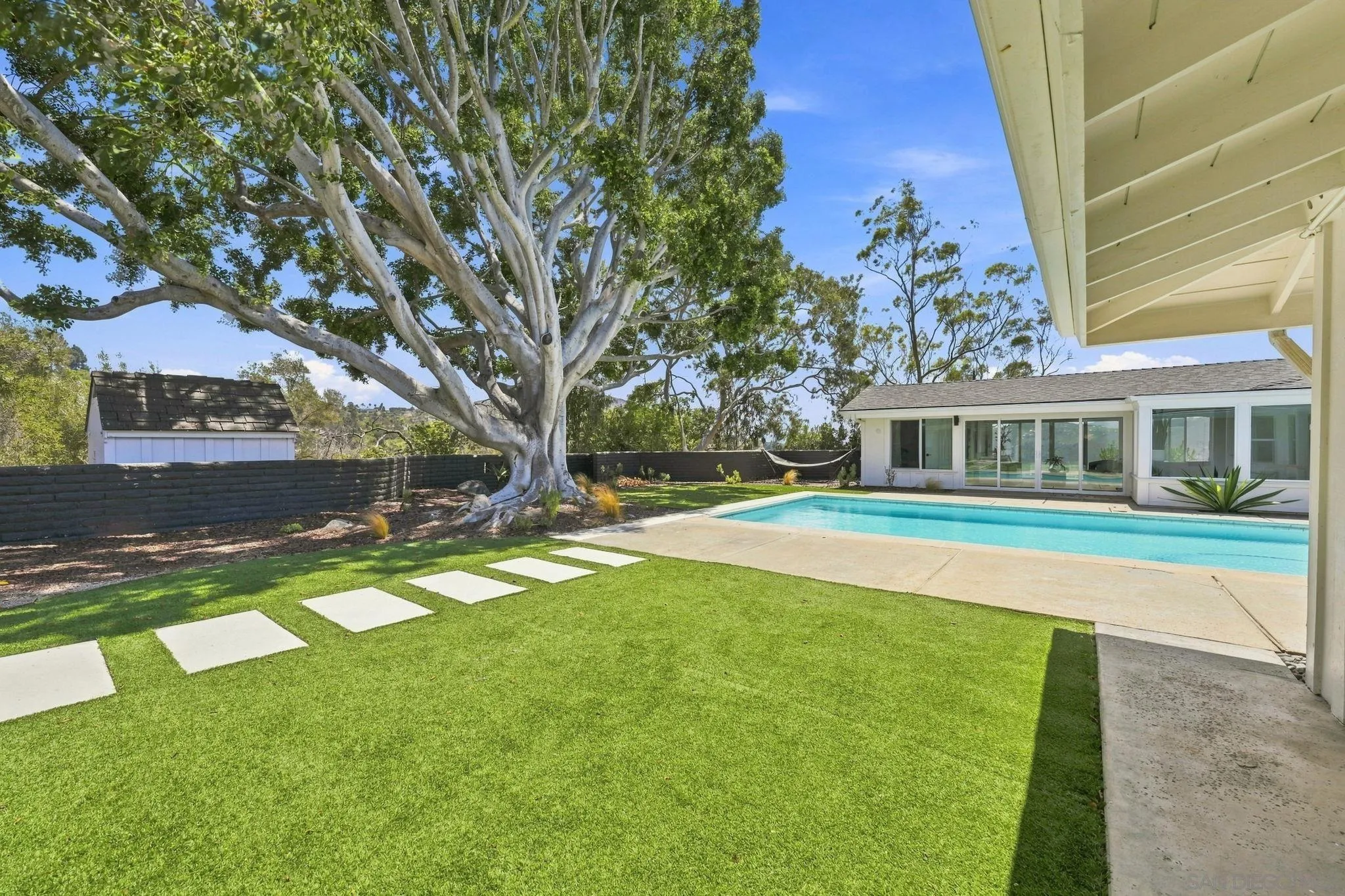https://cdn.realtyfeed.com/cdn/127/260020898/f19d5cf65ee15fed737c1706be60687d.webp