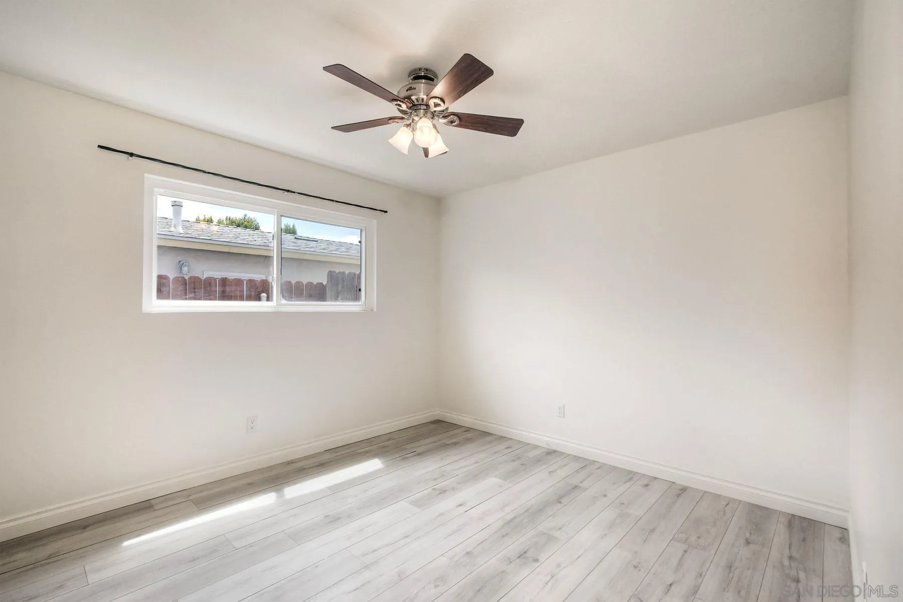 https://cdn.realtyfeed.com/cdn/127/260020900/61177b0c7c94a06efd34015502fbb5af.webp