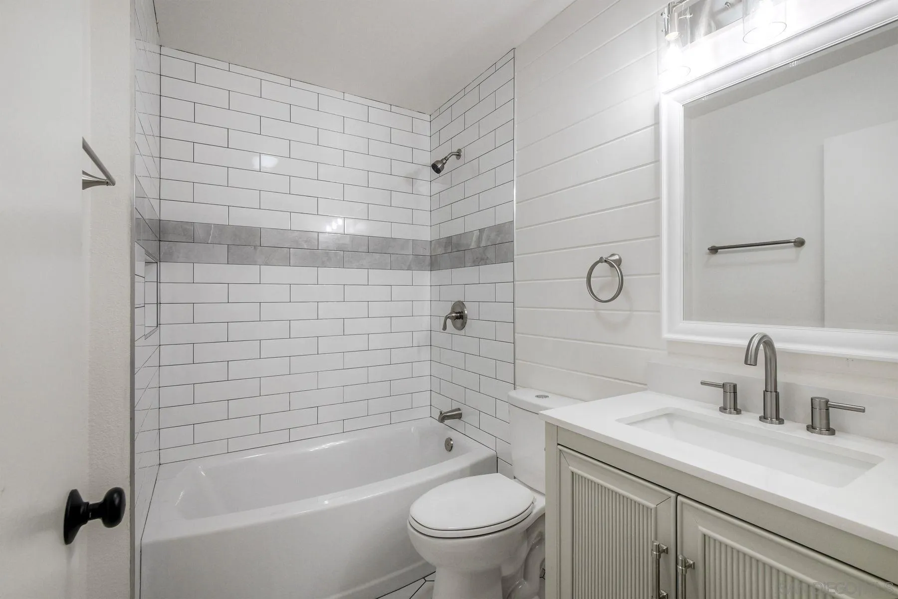https://cdn.realtyfeed.com/cdn/127/260020900/633395374e506f86ef727a28715e602c.webp