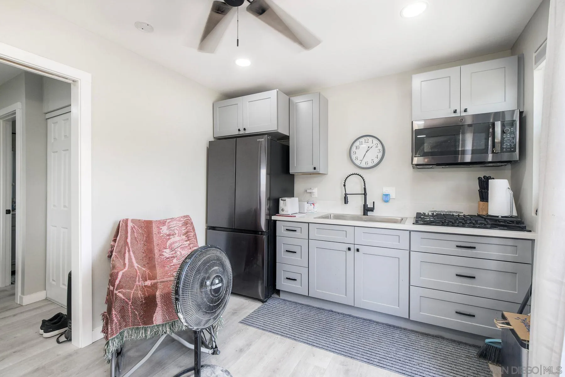 https://cdn.realtyfeed.com/cdn/127/260020900/b09de35171cf43cb86a0490fb2c34064.webp