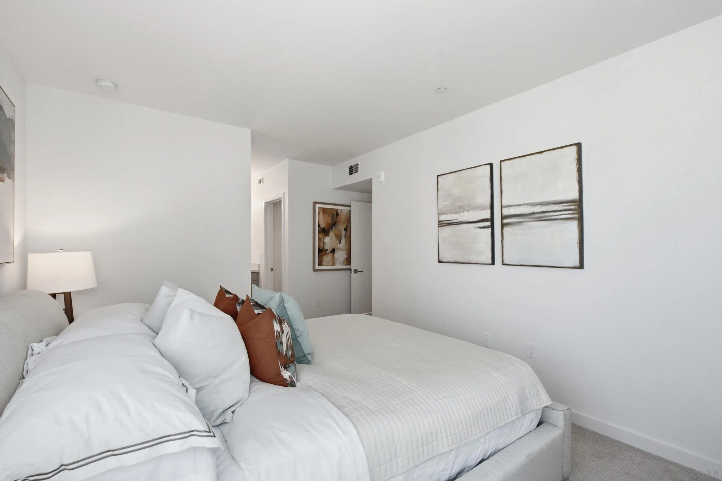 https://cdn.realtyfeed.com/cdn/127/260020905/2dcef1dc6d8e72e680e5e03bfa0f490f.webp