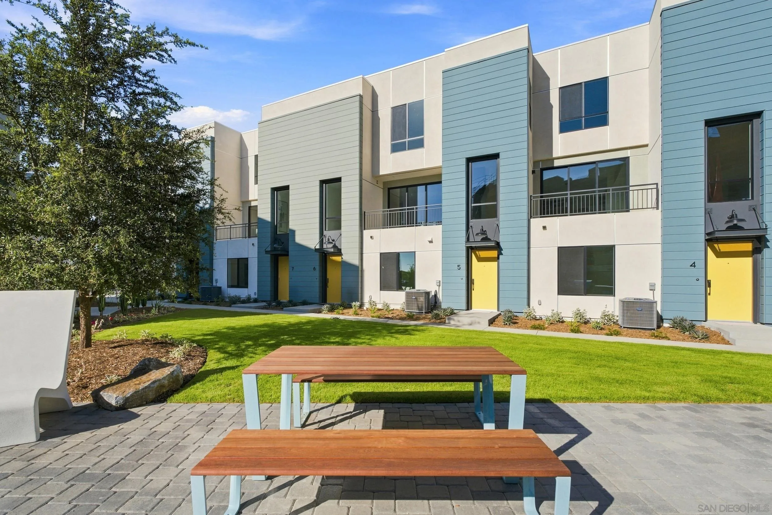 https://cdn.realtyfeed.com/cdn/127/260020905/a0f11b98cfd3194541eb1daec2aa1e51.webp