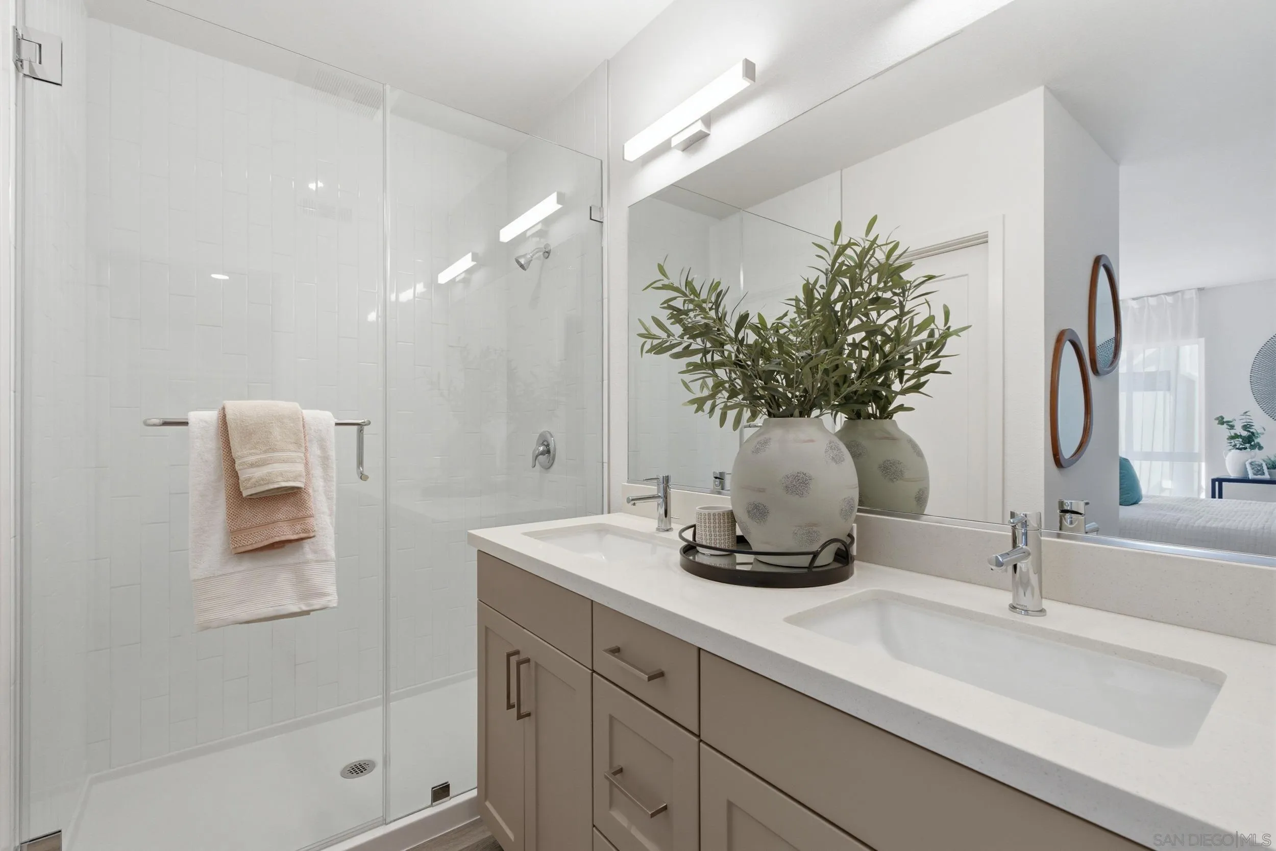https://cdn.realtyfeed.com/cdn/127/260020905/d19eebf3146e9b1e64bd7537a47ffdd6.webp