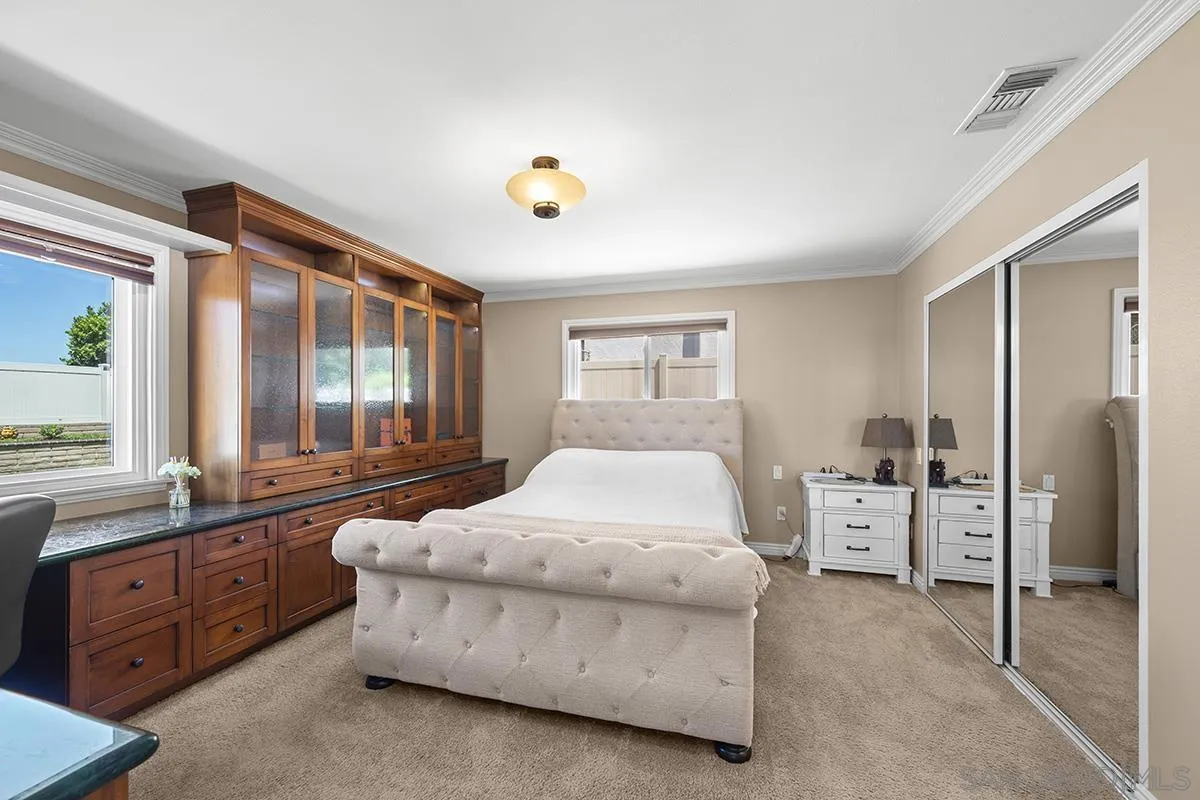 https://cdn.realtyfeed.com/cdn/127/260020906/41dca747d01457f1e5bf7d3d8e3c1345.webp