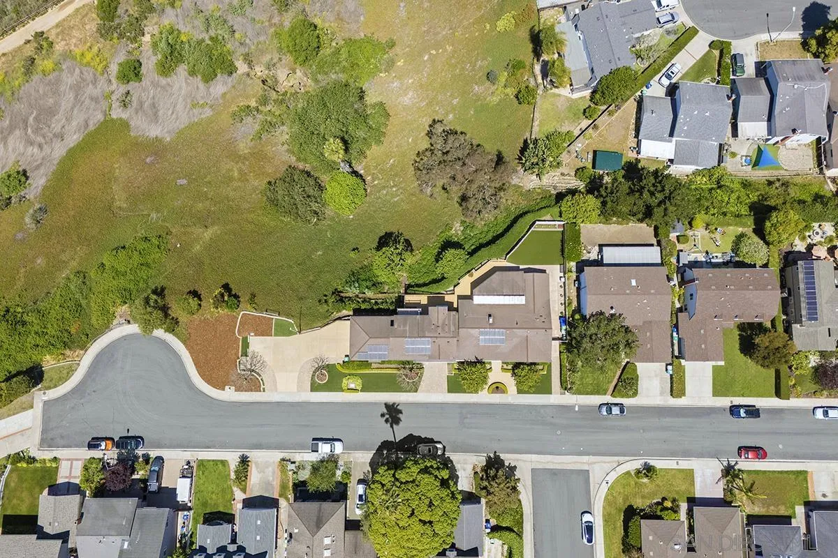 https://cdn.realtyfeed.com/cdn/127/260020906/659649aa55f47d2b78124dd247e6c848.webp
