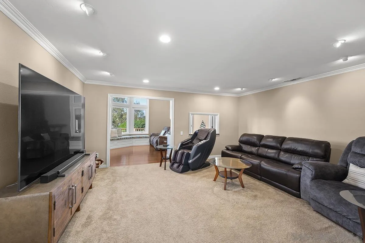 https://cdn.realtyfeed.com/cdn/127/260020906/9e1f84a06f23a96a846ccf85098f9bcd.webp