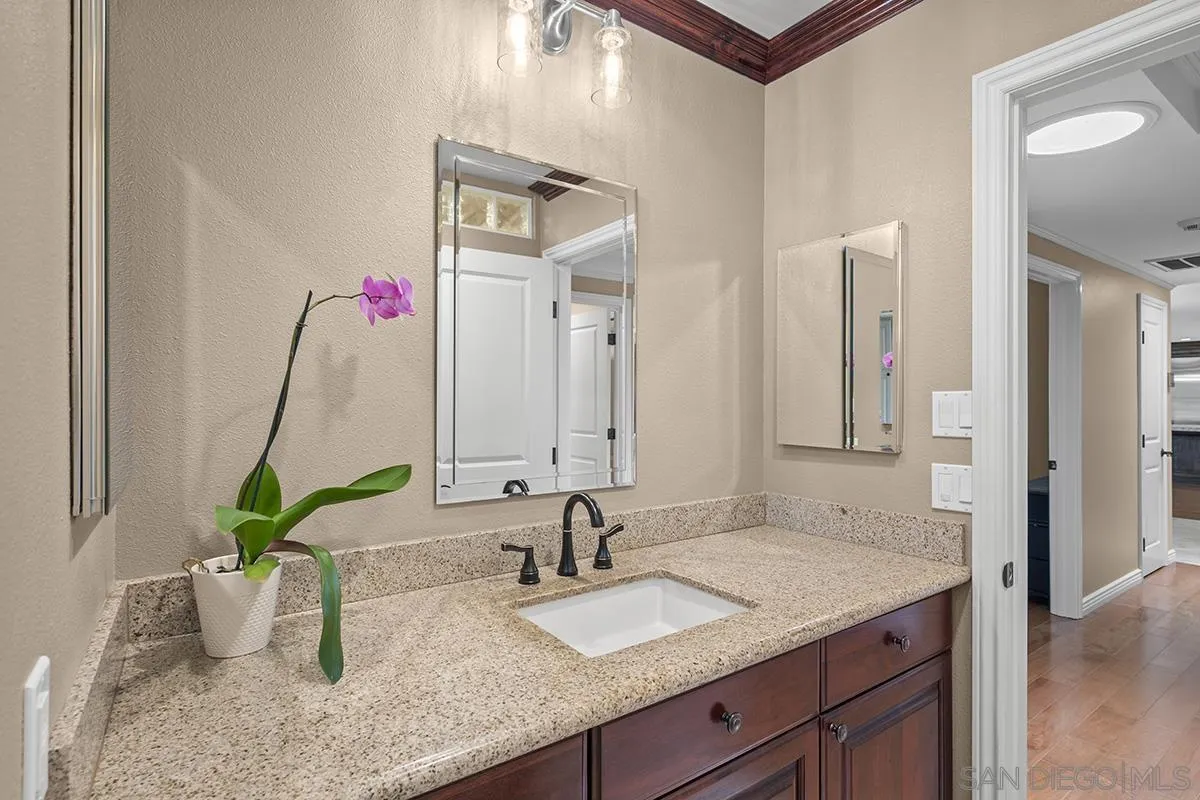 https://cdn.realtyfeed.com/cdn/127/260020906/a28da51424c12b58772affb4e8837245.webp