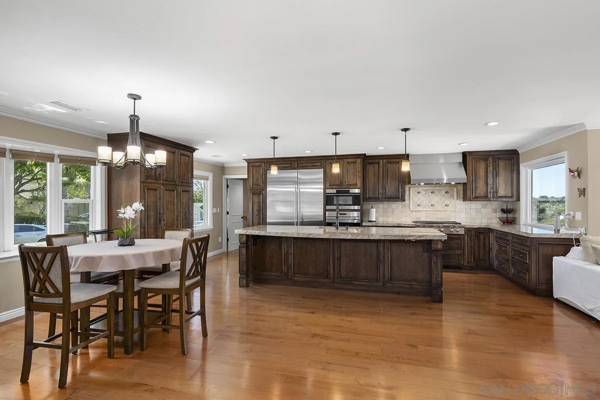 https://cdn.realtyfeed.com/cdn/127/260020906/d7ba075e70a4962de0c48448d526e4ff.webp