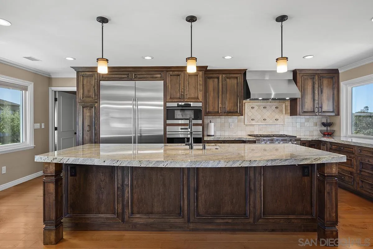 https://cdn.realtyfeed.com/cdn/127/260020906/e4f57b73de1333638a26962c6af27796.webp