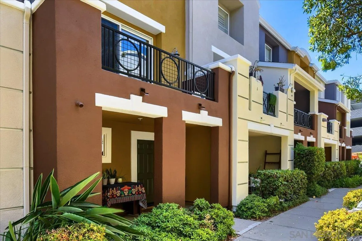 https://cdn.realtyfeed.com/cdn/127/260020907/208d88149e929e50e3c0d3ae9200eb29.webp