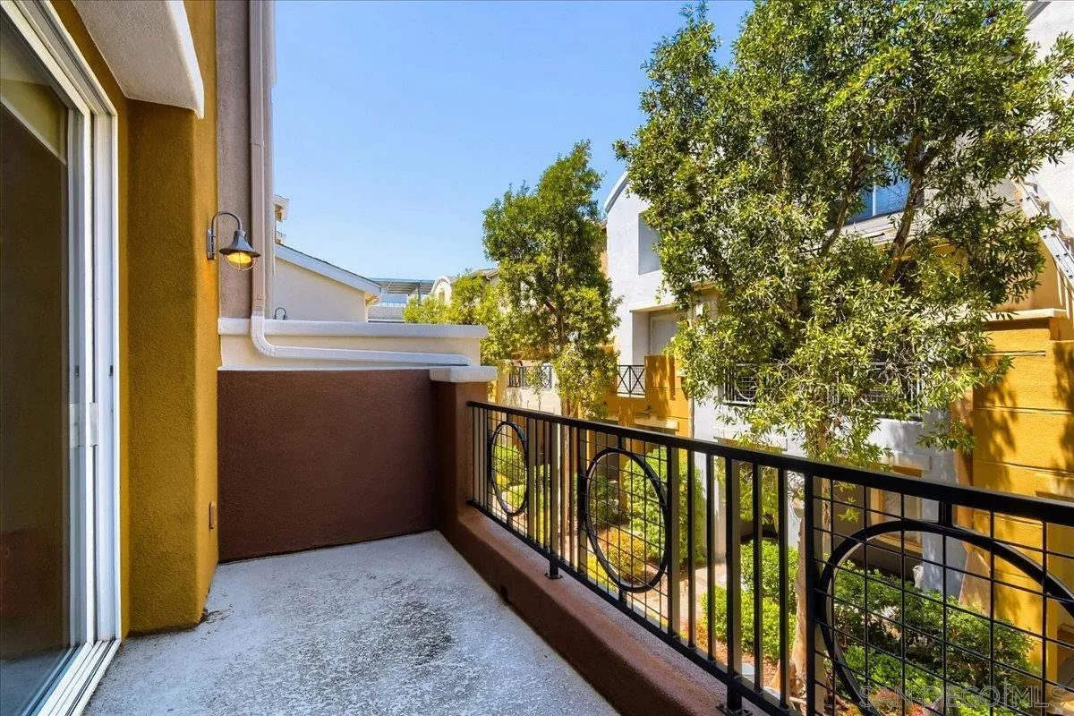 https://cdn.realtyfeed.com/cdn/127/260020907/8ca02077d9a56c099cee2425840d1e34.webp