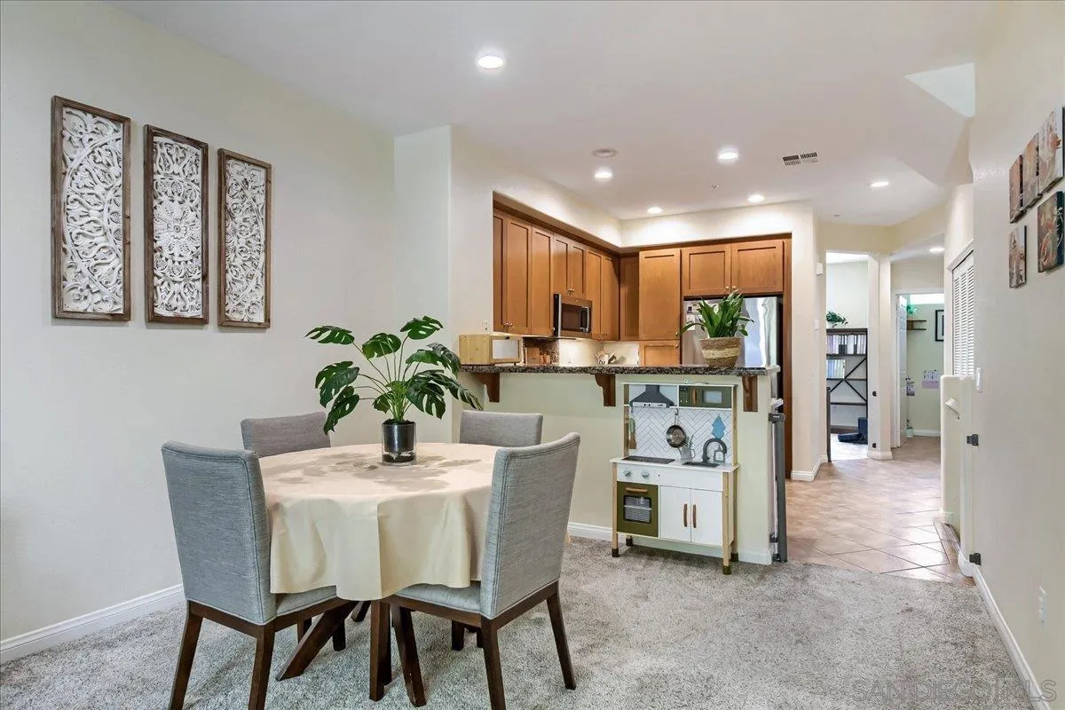 8756 Concourse Ct., San Diego, CA 92123 - Photo 4 of 34, San Diego, CA