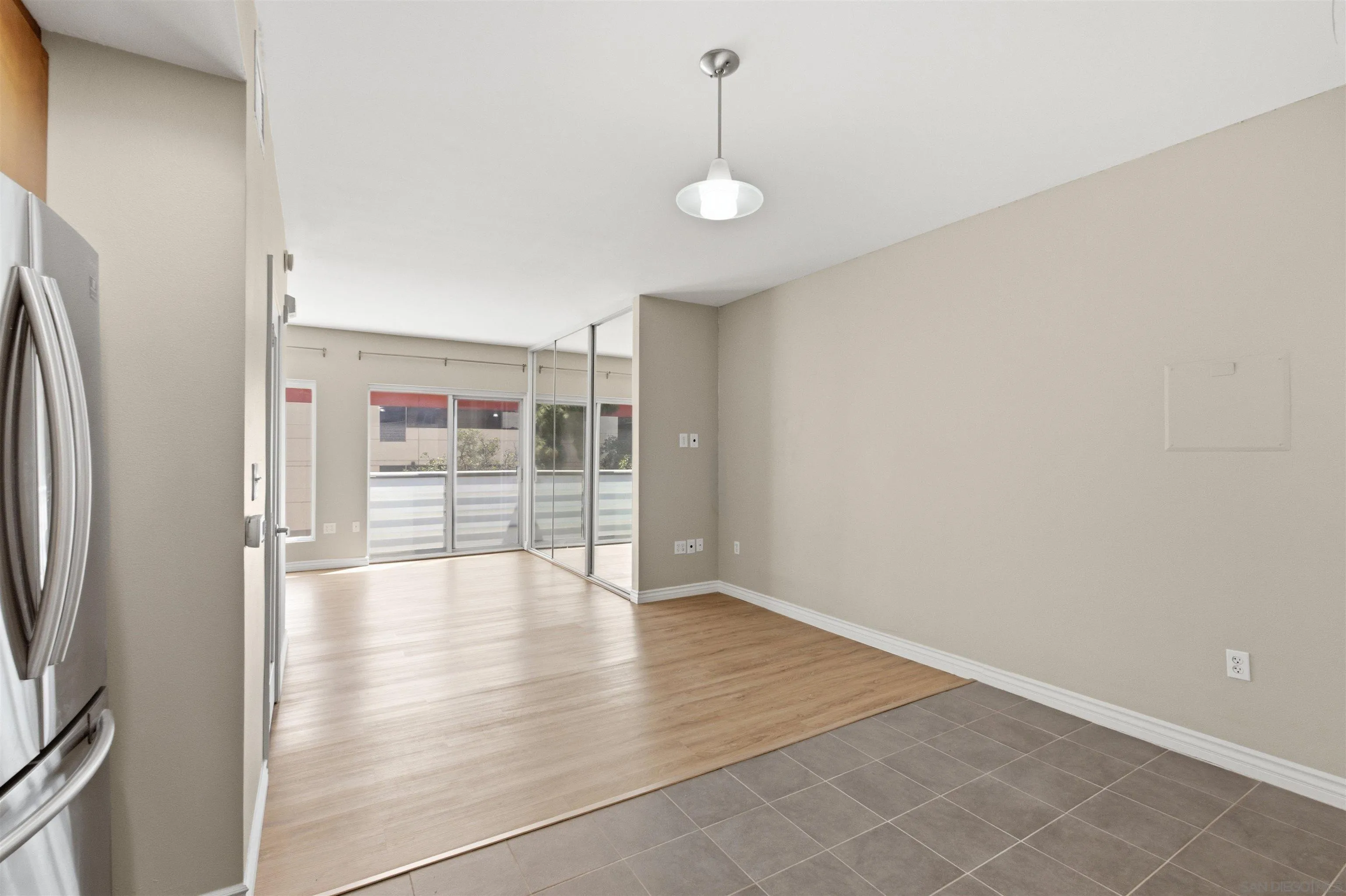 https://cdn.realtyfeed.com/cdn/127/260020914/ce6279e863870e42ffd997139d55e483.webp