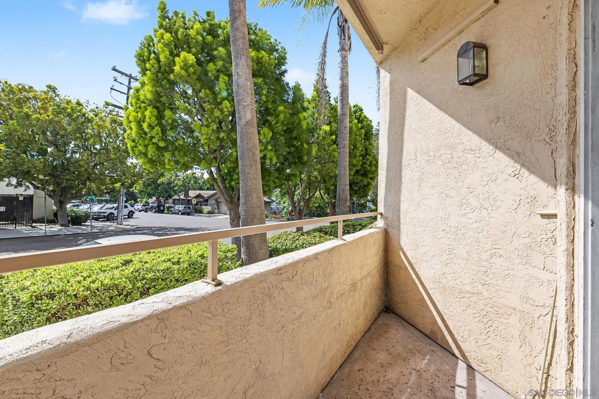 https://cdn.realtyfeed.com/cdn/127/260020918/07cc8599c0d9d472fe355c2294de834c.webp