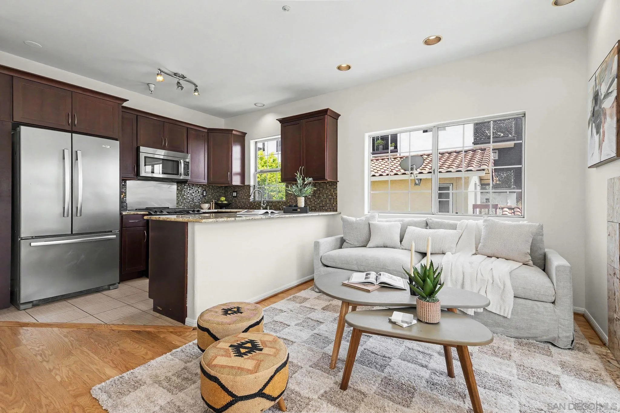 https://cdn.realtyfeed.com/cdn/127/260020918/76b17dce99aa550882752b1434d89294.webp