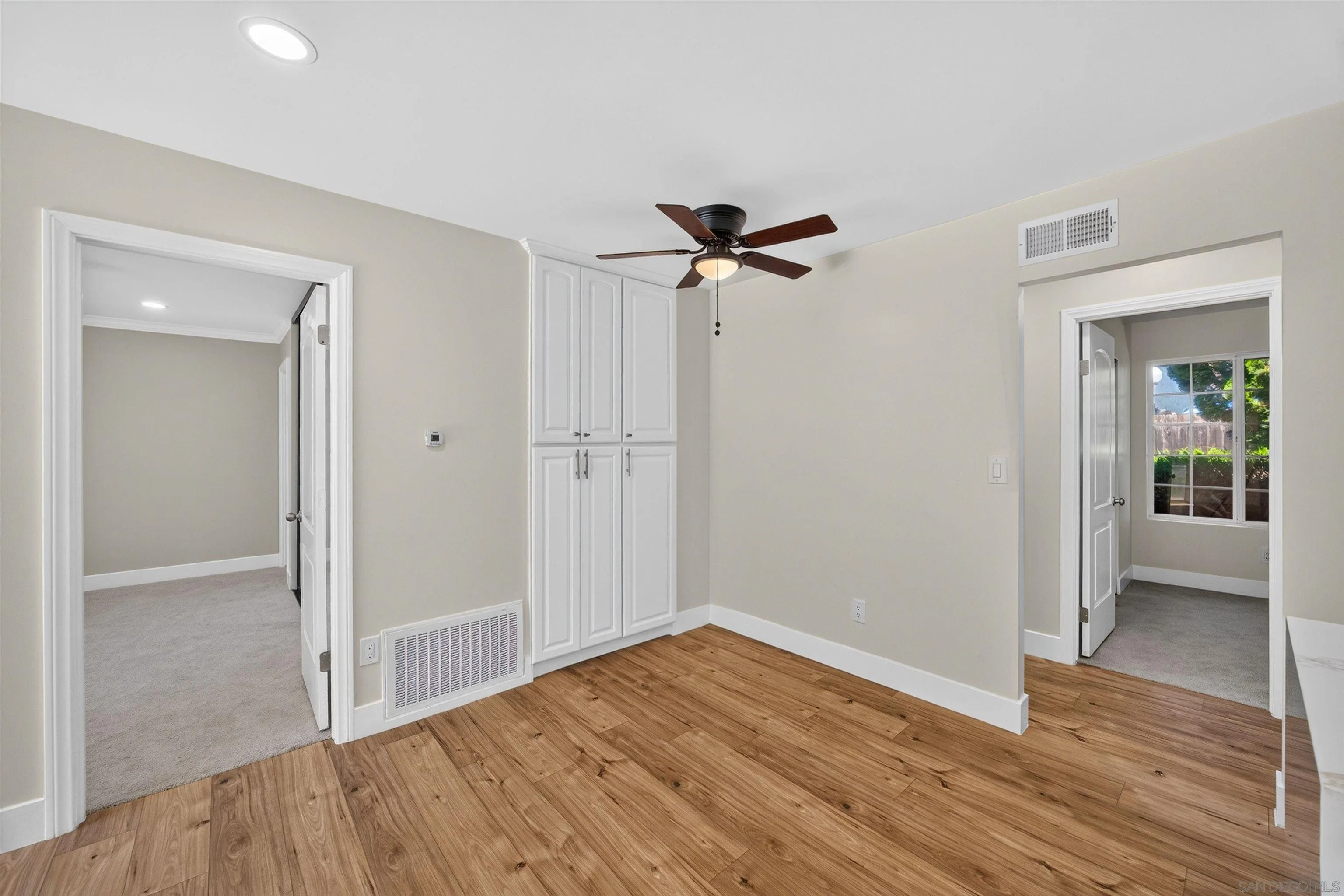 https://cdn.realtyfeed.com/cdn/127/260020919/1b7021c669dfd598115e1bd83435e6e1.webp