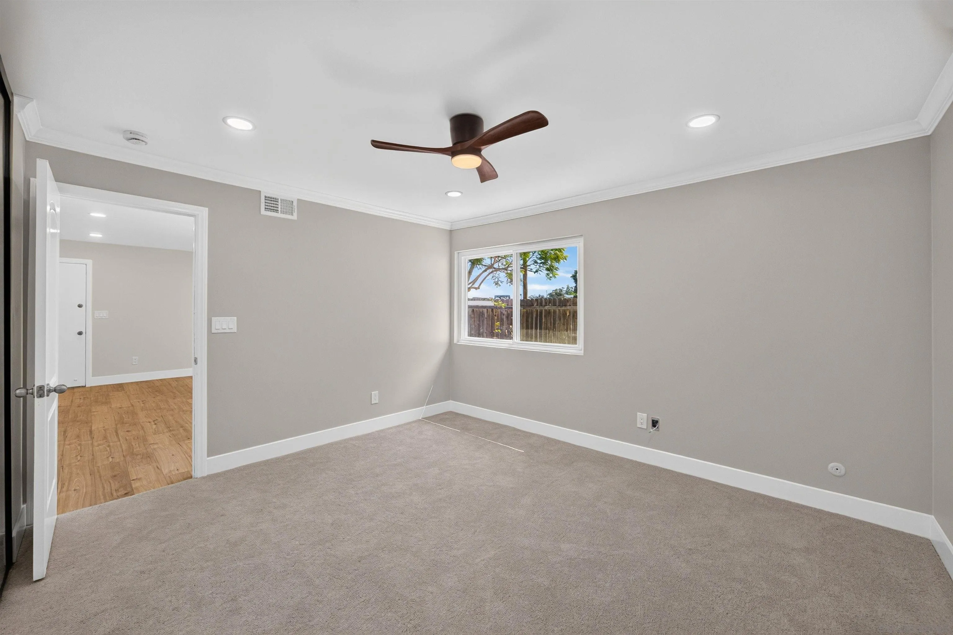 https://cdn.realtyfeed.com/cdn/127/260020919/f4c42154d846520030c9bf3e63f0ee01.webp