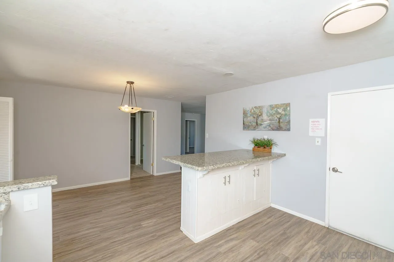 https://cdn.realtyfeed.com/cdn/127/260020922/8d16732b4d5deda59c7dba42f5617321.webp