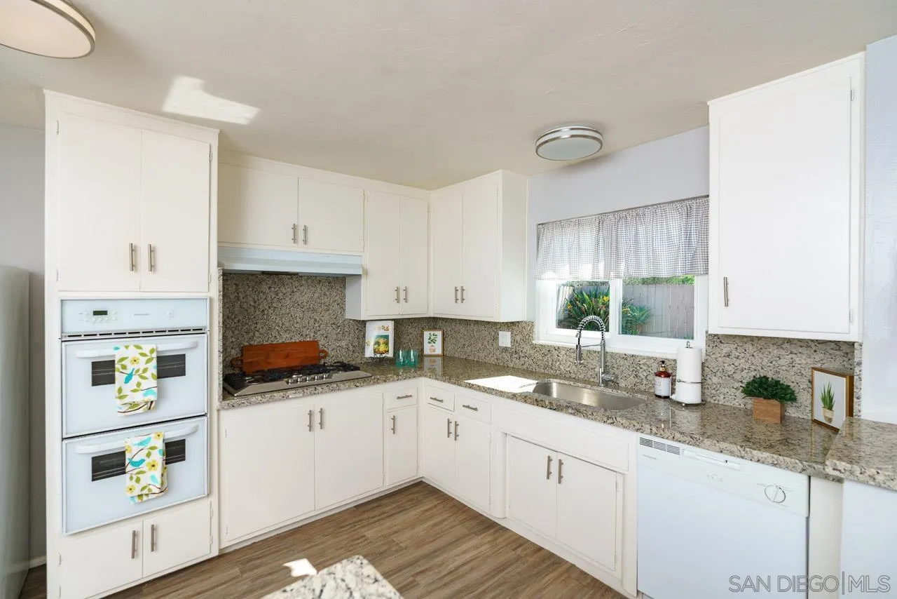 https://cdn.realtyfeed.com/cdn/127/260020922/db8913ddf339c089772c95a8e42b350c.webp