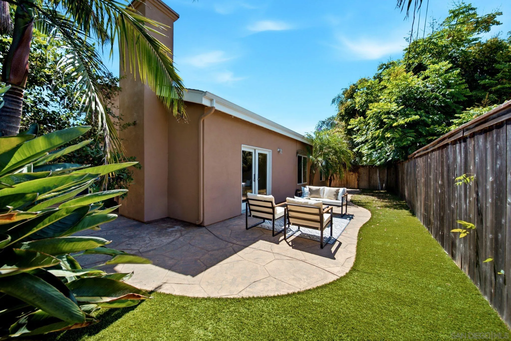 https://cdn.realtyfeed.com/cdn/127/260020929/14ebe45f48765421c26ec0f2c878b0cc.webp