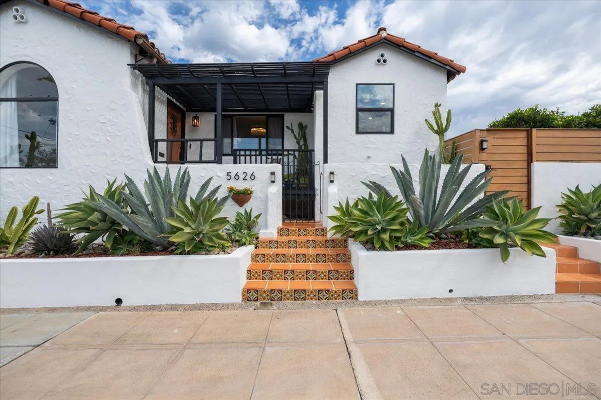 https://cdn.realtyfeed.com/cdn/127/260020930/b38b6bf1bdc51df26fb12e118ca9c5db.webp