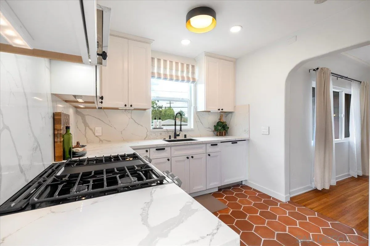 https://cdn.realtyfeed.com/cdn/127/260020930/d2c004c9958cf8f8b0b99598c4e15f23.webp