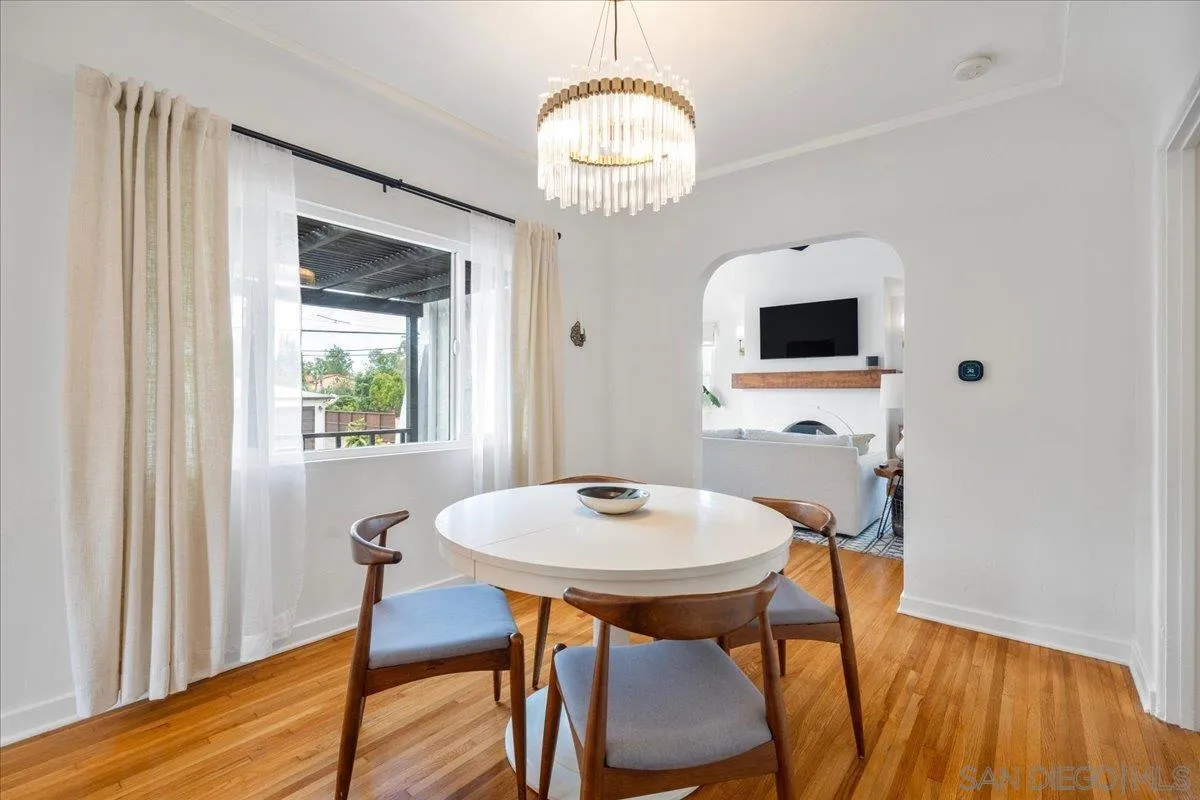 https://cdn.realtyfeed.com/cdn/127/260020930/d3a77f949c42a0026fd47fa0a95db2a8.webp