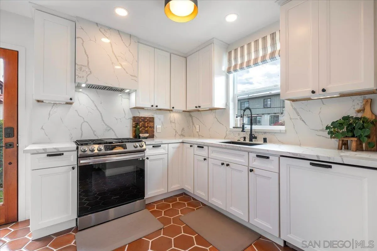 https://cdn.realtyfeed.com/cdn/127/260020930/f41d837c02340fa8253c3b70f4405e97.webp