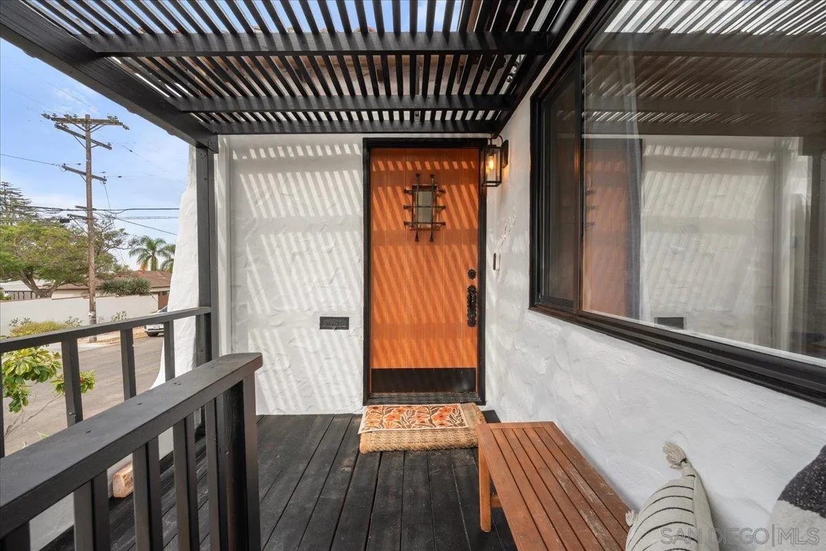 https://cdn.realtyfeed.com/cdn/127/260020930/ffa4f9af6381a8120bdd9a6414281d26.webp