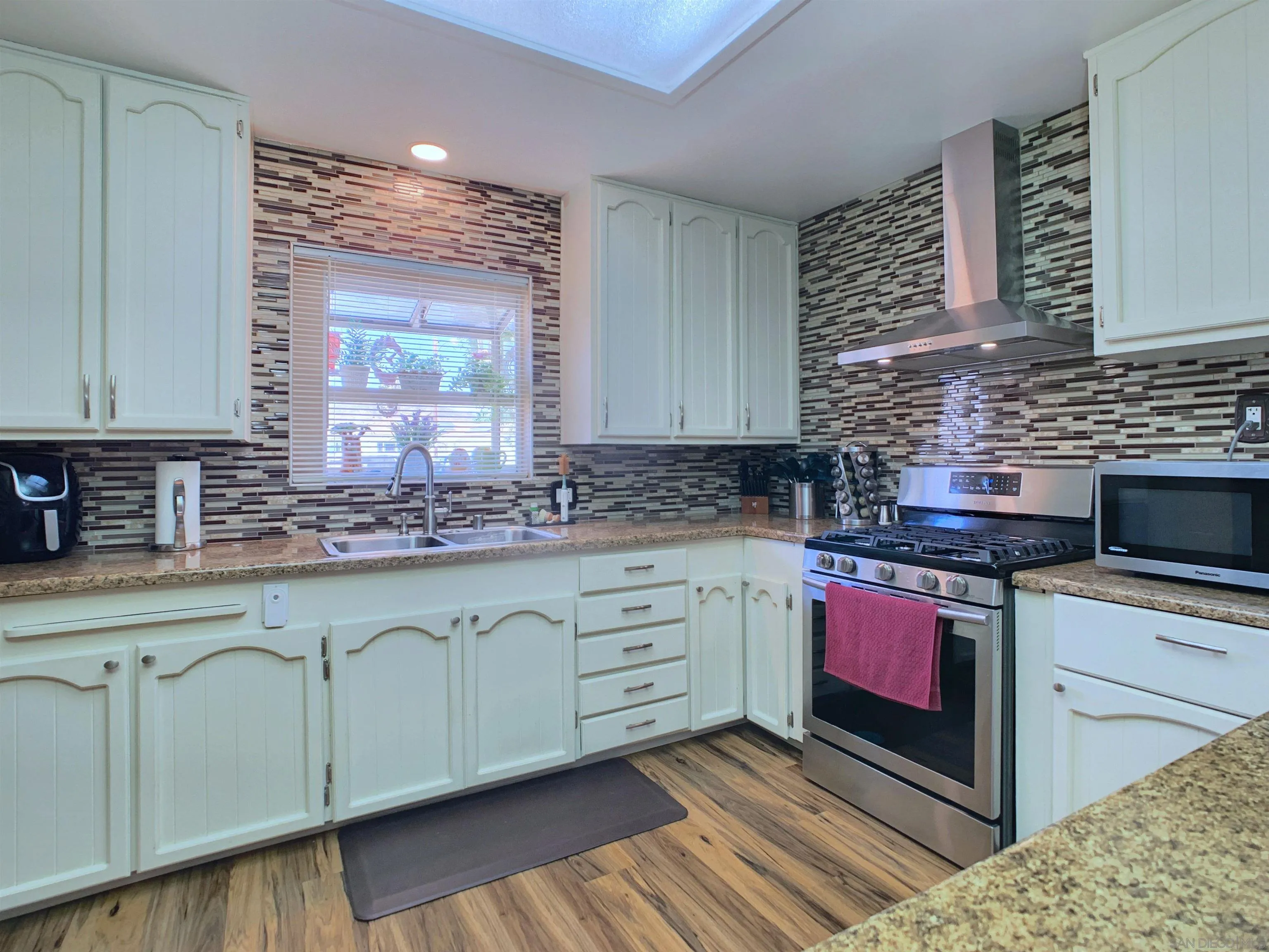 587 Brockwood Dr, El Cajon, CA 92021 - Photo 4 of 27, El Cajon, CA