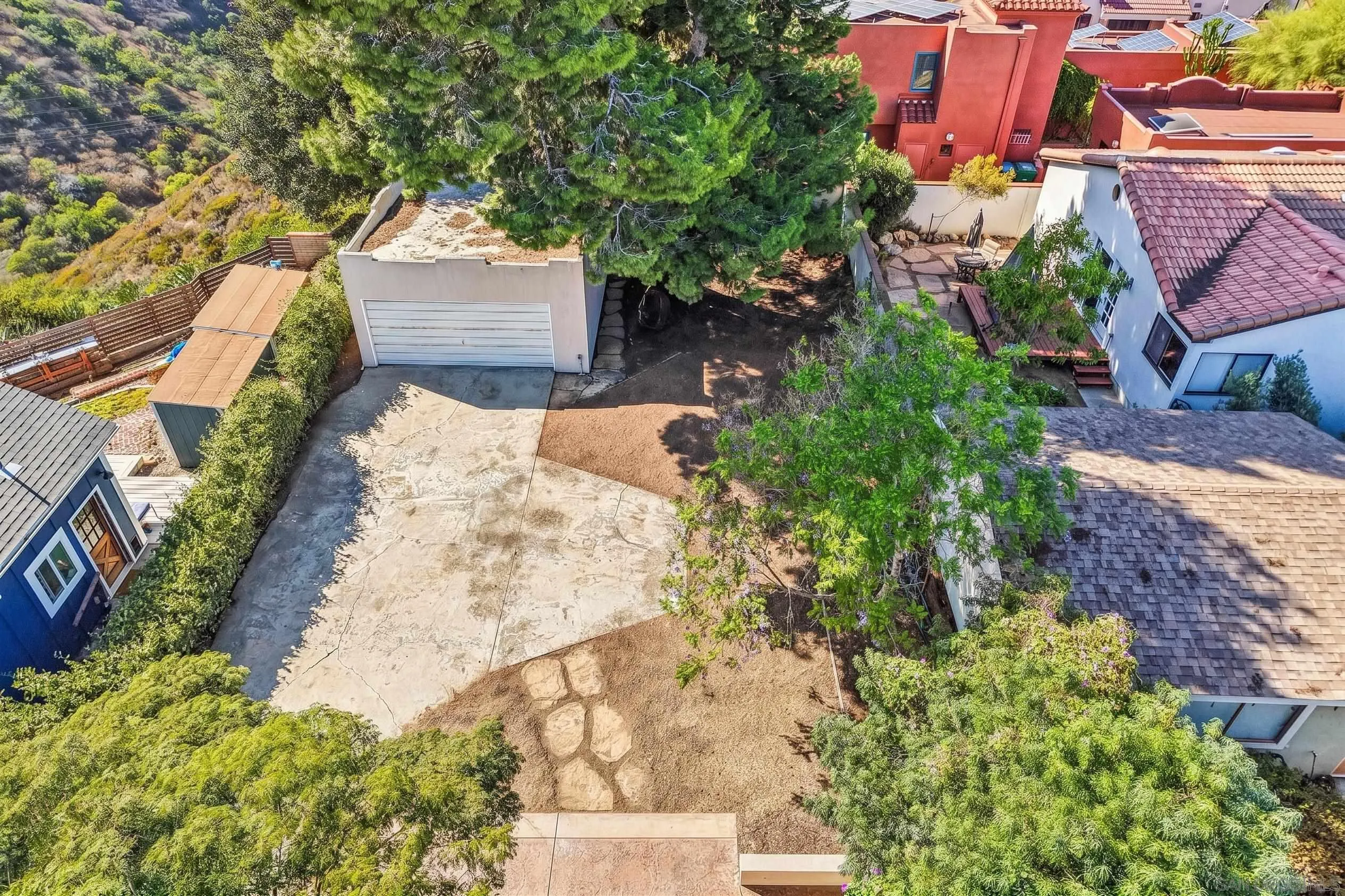 https://cdn.realtyfeed.com/cdn/127/260020935/368fc3eaa53f6fecefa55db7a29d248e.webp