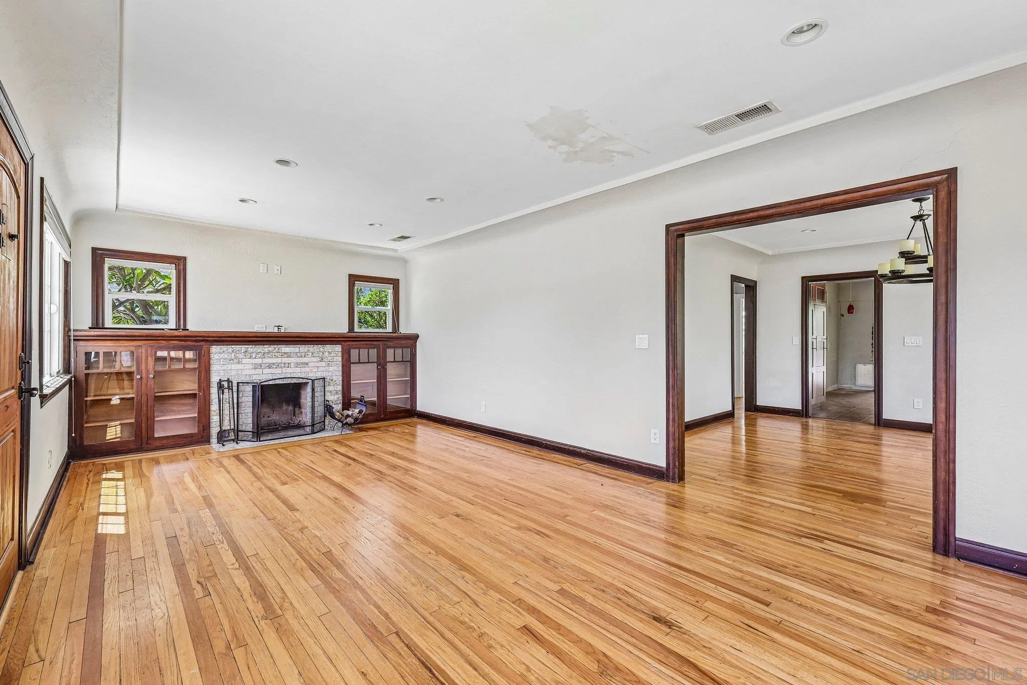 https://cdn.realtyfeed.com/cdn/127/260020935/e191eaf66d1cb0b5f22b76379568ec76.webp