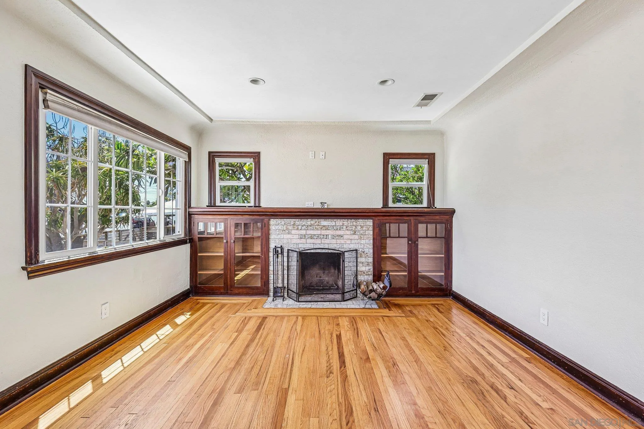 https://cdn.realtyfeed.com/cdn/127/260020935/e27a064fb6da54f4f2a4351b77025c1f.webp
