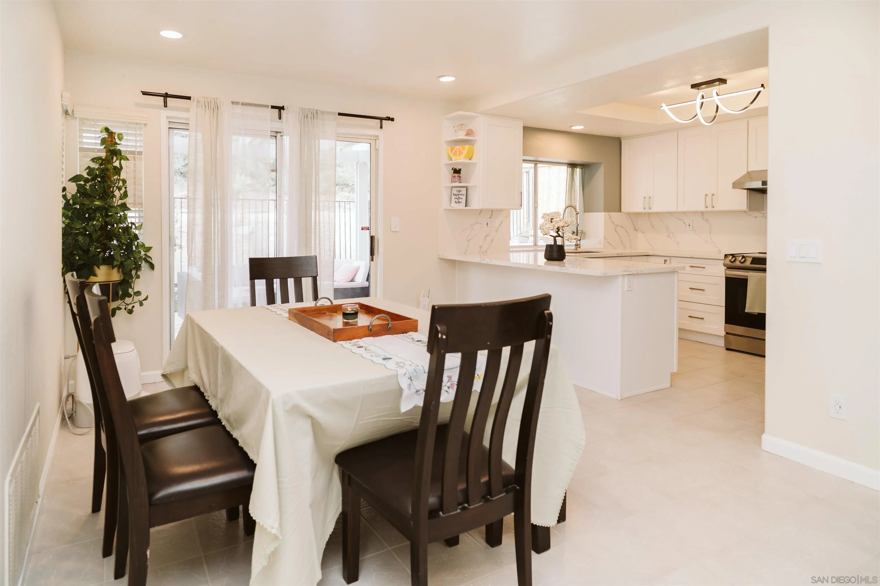 https://cdn.realtyfeed.com/cdn/127/260020936/175d57b2f249b9a813759025e3f5aea8.webp