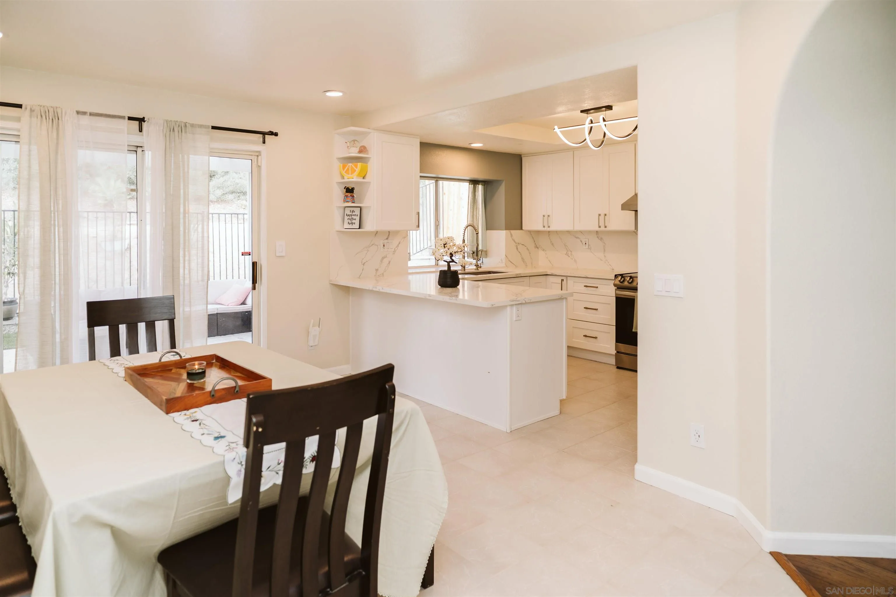 https://cdn.realtyfeed.com/cdn/127/260020936/62bff5764e8ea230ad4f7cb37189f491.webp