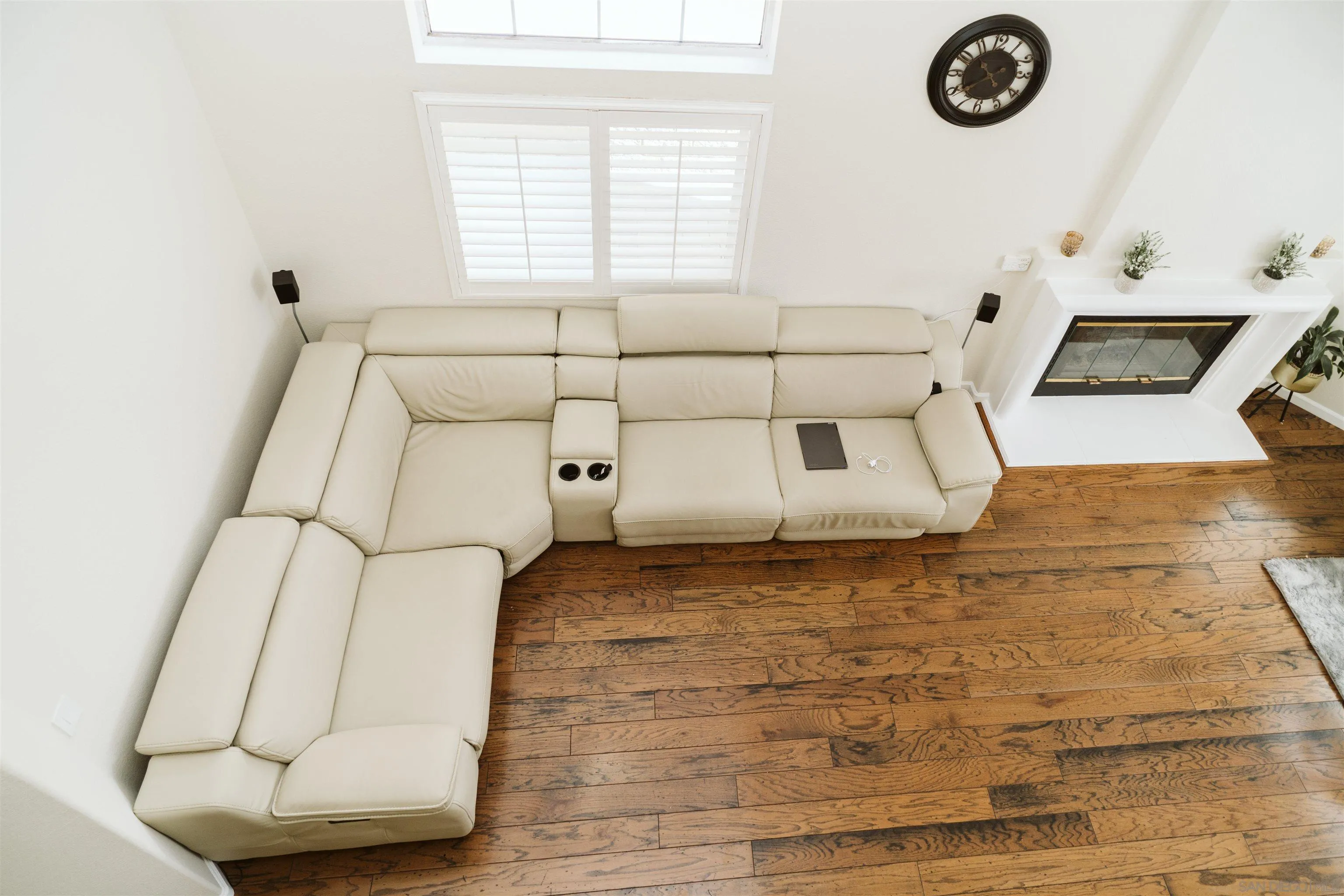 https://cdn.realtyfeed.com/cdn/127/260020936/90bbcb353c6b6db5a15e1efcb83238ee.webp