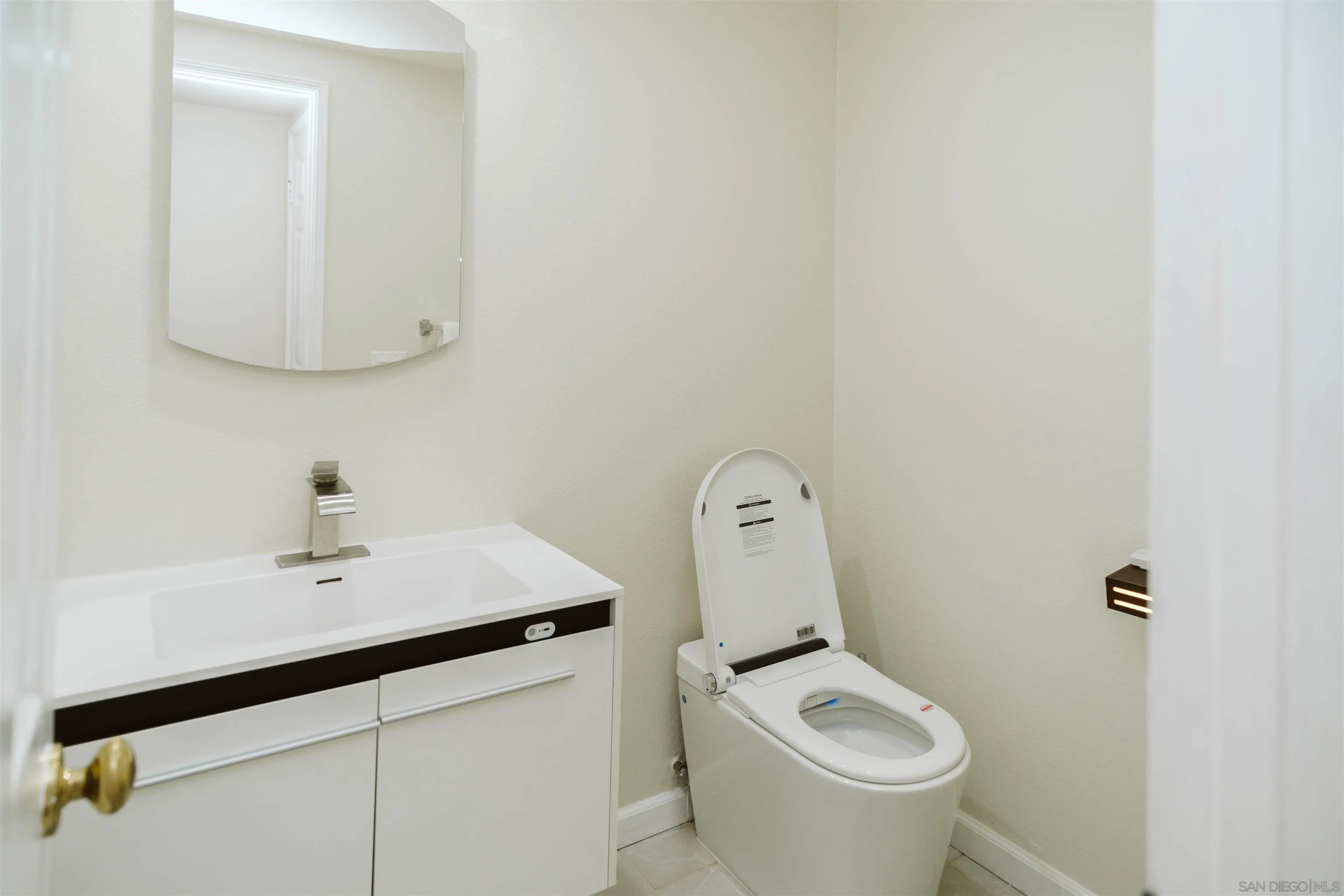 https://cdn.realtyfeed.com/cdn/127/260020936/c41039926e0998ab573bb7937b45959e.webp